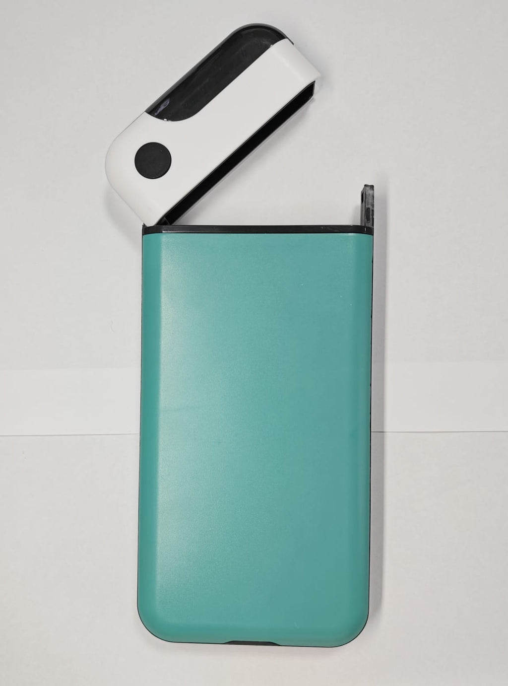 Discipline-box, phone locker, rose